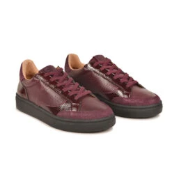 Baskets Femme en Cuir BASALTE - Confort Élégant Bordeaux pour Ville 11 Baskets Femme en Cuir BASALTE - Confort Élégant Bordeaux pour Ville -Pataugas Soldes Boutique 628220 BASKET FEMME BASALT SV F4H BORDEAUX 4
