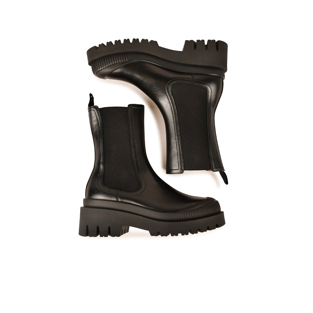 Bottes Femme AINOA en Cuir Noir - Confort Tout-Terrain pour Ville et Nature 7 Bottes Femme AINOA en Cuir Noir - Confort Tout-Terrain pour Ville et Nature – Image 5