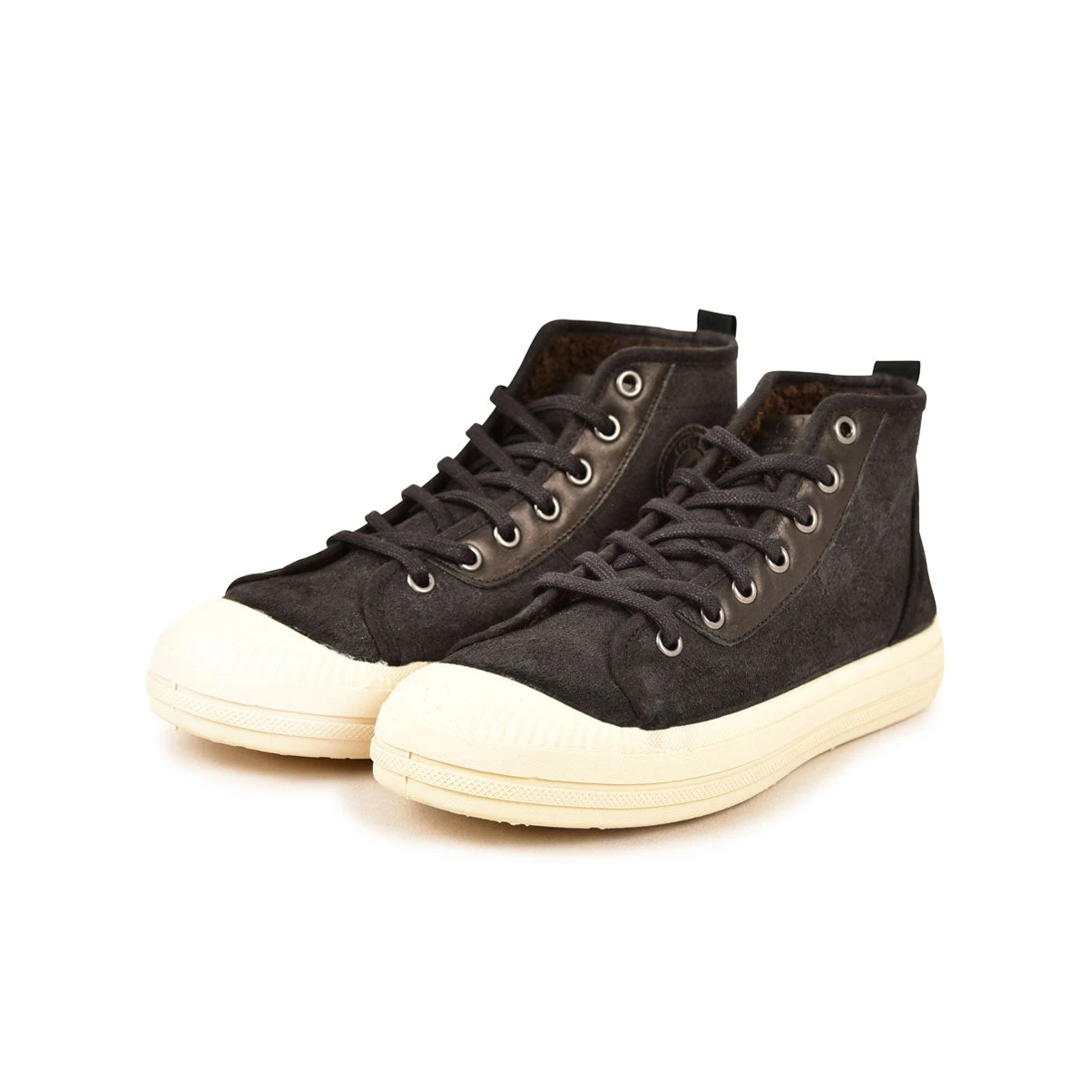 Chaussures de Sport Femme Noires Confortables - Résistantes à l'Humidité pour l'Hiver 5 Chaussures de Sport Femme Noires Confortables - Résistantes à l'Humidité pour l'Hiver – Image 3