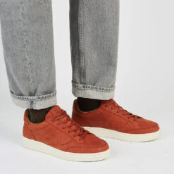 Chaussures de Sport Homme BASALTE - Confort Supérieur - Couleur Rouille 8 Chaussures de Sport Homme BASALTE - Confort Supérieur - Couleur Rouille -Pataugas Soldes Boutique BASKET HOMME BASALT N H2H ROUILLE 628437353