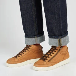 Chaussures de Sport Homme BASALTE - Confort Premium & Cuir Durable - Châtaigne -Pataugas Soldes Boutique BASKETS HOMME BASALT M ZIPN H4I CHATAIGNE 628471755