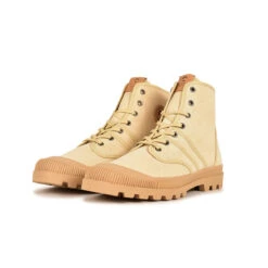 Chaussures de Randonnée Écologiques Pataugas AUTHENTIQUE - Confort & Durabilité - Ecru -Pataugas Soldes Boutique BOOTS HOMME ORIGINALE T H4G ECRU 3bis