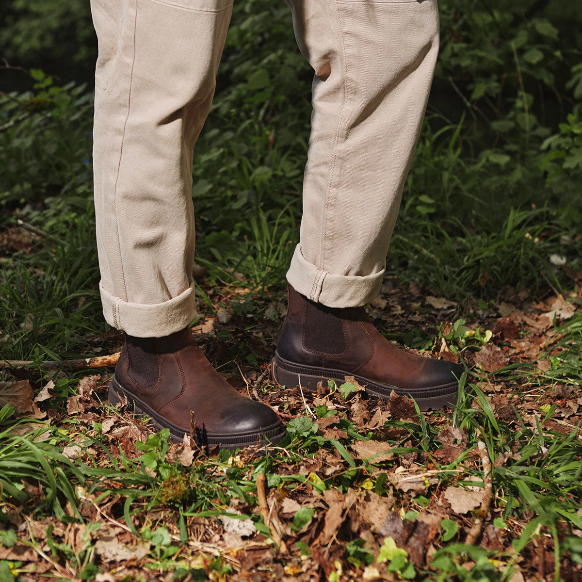 Chaussures Homme Chelsea Boots en Cuir Waxé Déperlant - Chocolat 4 Chaussures Homme Chelsea Boots en Cuir Waxé Déperlant - Chocolat – Image 2