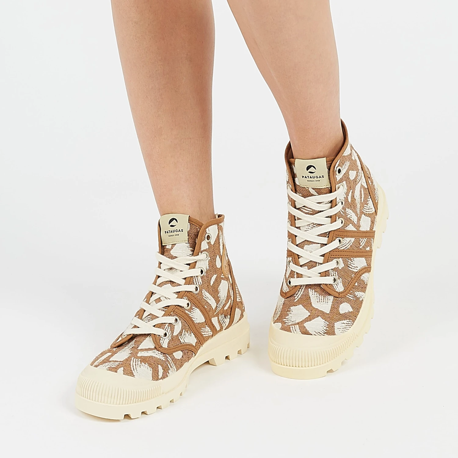 Chaussures de Marche Femme Confortables en Toile Recyclée Marron - Écologiques & Polyvalentes 4 Chaussures de Marche Femme Confortables en Toile Recyclée Marron - Écologiques & Polyvalentes – Image 2