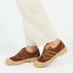 Baskets Femme Pataugas Authentique - Cuir Suédé Éco-Responsable - Caramel -Pataugas Soldes Boutique OGLSF2HCARAMEL1