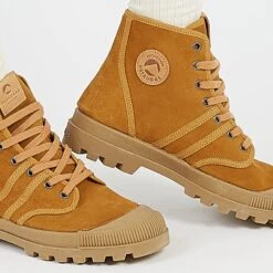 Chaussures de Randonnée Pataugas Authentique - Confort Ultime en Cuir Suédé Ocre - Parfait pour Randonnée et Ville 21 Chaussures de Randonnée Pataugas Authentique - Confort Ultime en Cuir Suédé Ocre - Parfait pour Randonnée et Ville -Pataugas Soldes Boutique OGSF4GOCRE2
