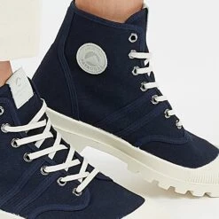 Chaussures Boots Femme en Coton Bio - Confortable et Léger pour Aventures - Bleu Marine 15 Chaussures Boots Femme en Coton Bio - Confortable et Léger pour Aventures - Bleu Marine -Pataugas Soldes Boutique OGTF4GMARINE2