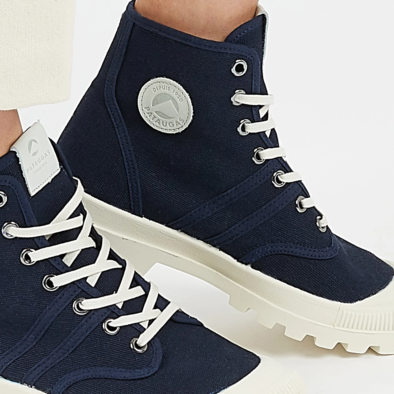 Chaussures Boots Femme en Coton Bio - Confortable et Léger pour Aventures - Bleu Marine 9 Chaussures Boots Femme en Coton Bio - Confortable et Léger pour Aventures - Bleu Marine – Image 7