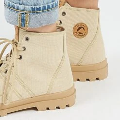 Chaussures de Randonnée Écologiques Pataugas AUTHENTIQUE - Confort & Durabilité - Ecru -Pataugas Soldes Boutique OGTH4GECRU2