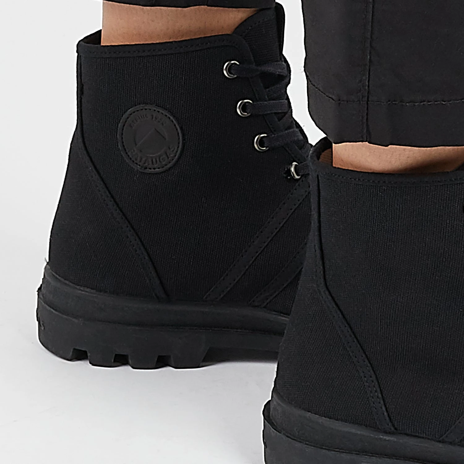 Chaussures Homme Pataugas Authentique - Noir - Confortable et Éco-responsable 11 Chaussures Homme Pataugas Authentique - Noir - Confortable et Éco-responsable – Image 9