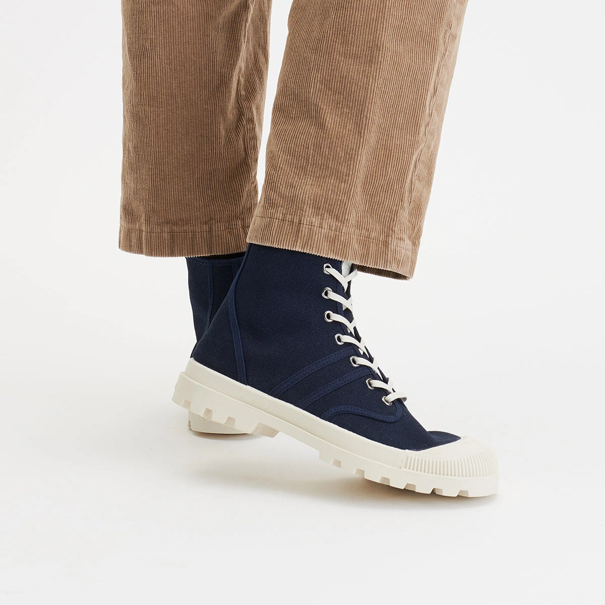 Chaussures Homme Pataugas Authentique - Confort Léger & Style Moderne - Marine 5 Chaussures Homme Pataugas Authentique - Confort Léger & Style Moderne - Marine – Image 3