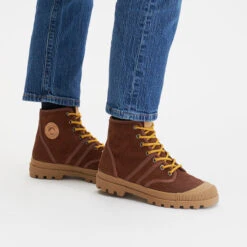 Bottes Femme Éco-Responsables - Confort Moderne en Cuir Suédé Camel -Pataugas Soldes Boutique ORIGINALESF4GCARAMEL 0894