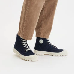 Chaussures Homme Pataugas Authentique - Confort Léger & Style Moderne - Marine 14 Chaussures Homme Pataugas Authentique - Confort Léger & Style Moderne - Marine -Pataugas Soldes Boutique ORIGINLETH4GMARINE 0861